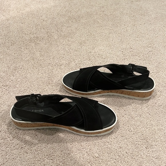 Marc Fisher Suede Sandals - Picture 4 of 4